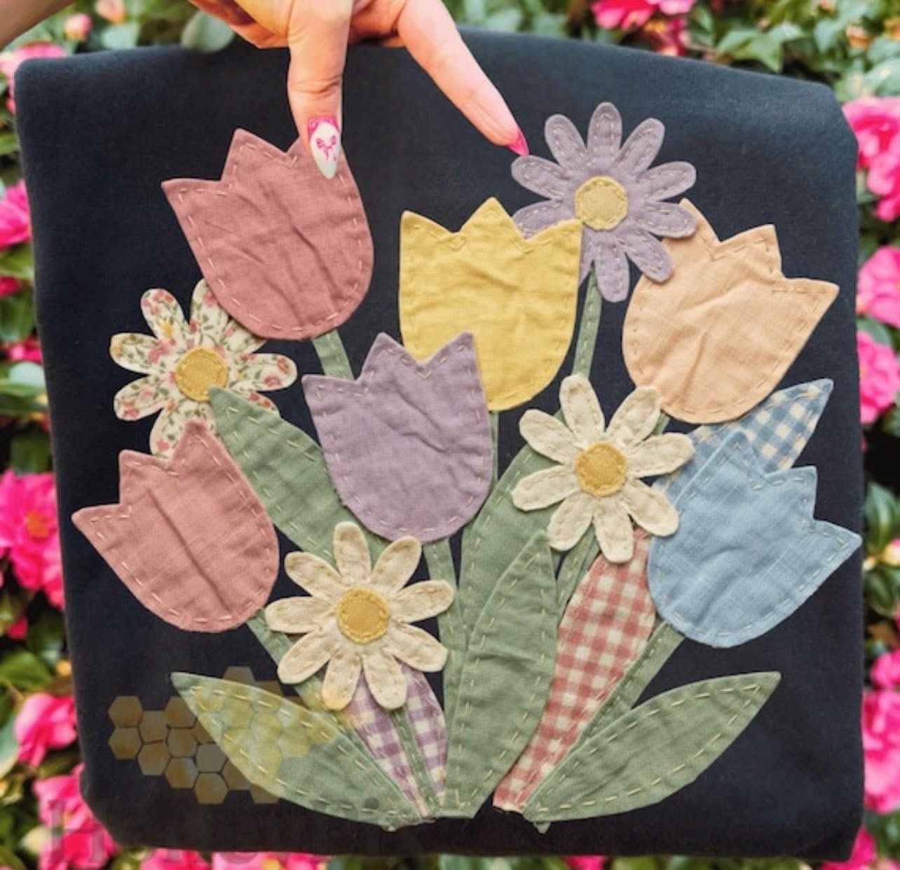 Applique Flower bouquetT-Shirt