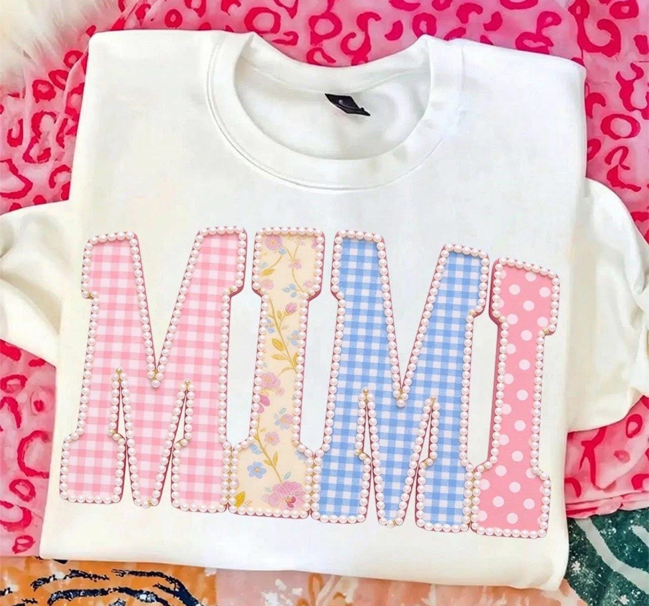 Pearl Border NameT-Shirt